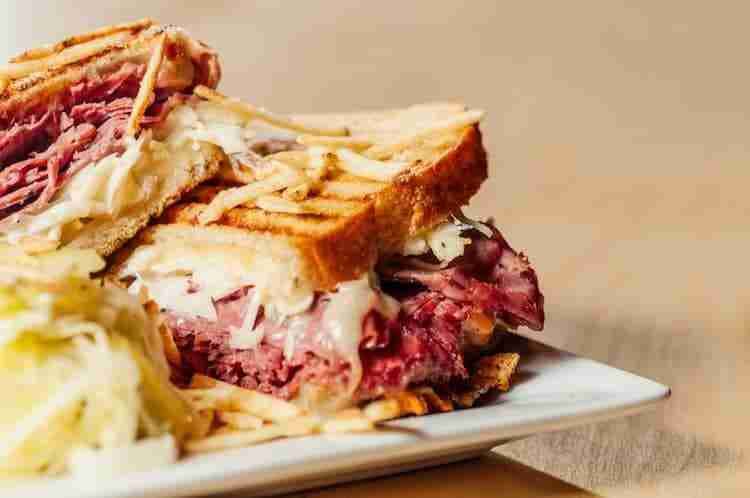 Dove mangiare il migliore pastrami a New York