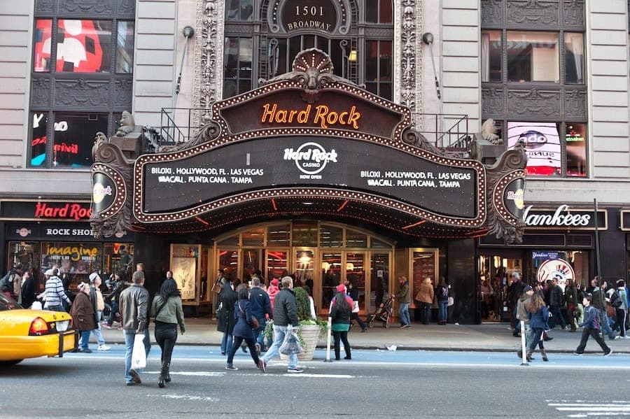 Hard Rock Café New York: un’icona della musica e della gastronomia