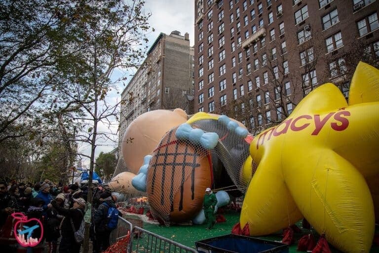 Il gonfiaggio dei palloni del Ringraziamento a New York