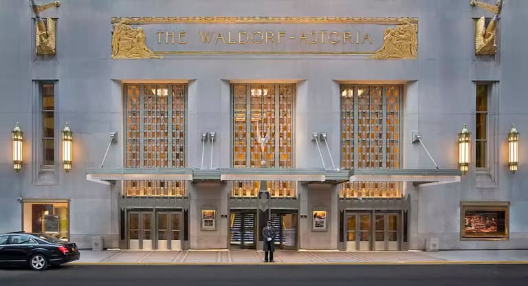 Waldorf Astoria di New York: la storia e la riapertura nel 2025