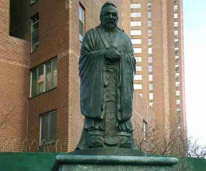 Statua di Cunfucius, Chinatown