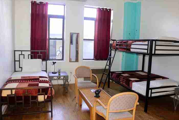 Ny Moore Hostels