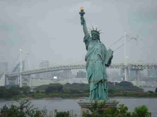 La Statua della Libertà di Tokyo