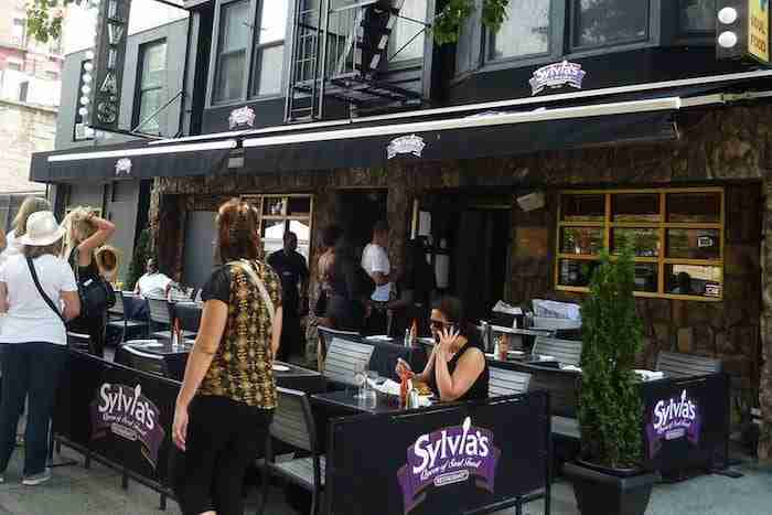 Sylvia's è il ristorante più famoso di Harlem