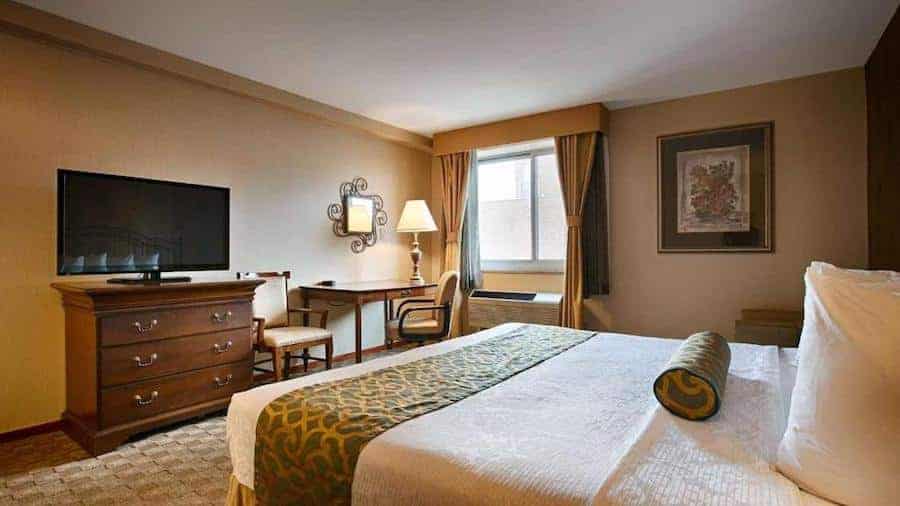 Best Western Queens Court - Hotel economici a New York