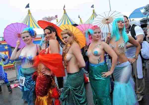La Mermaid Parade a Coney Island