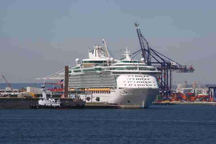 Royal Caribbean al porto di Bayonne