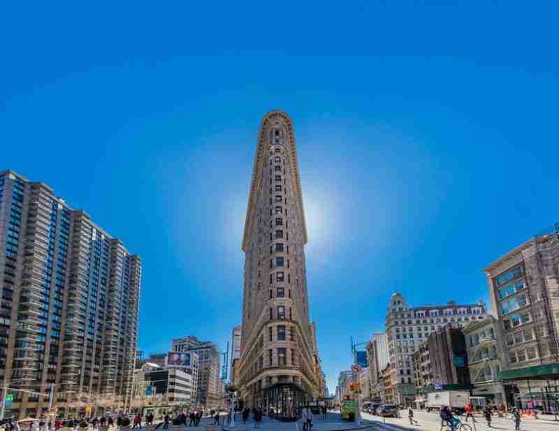 Quanto è alto il Flatiron Building?