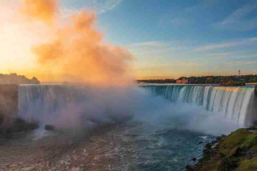 Alba alle Cascate del Niagara, tour da New York