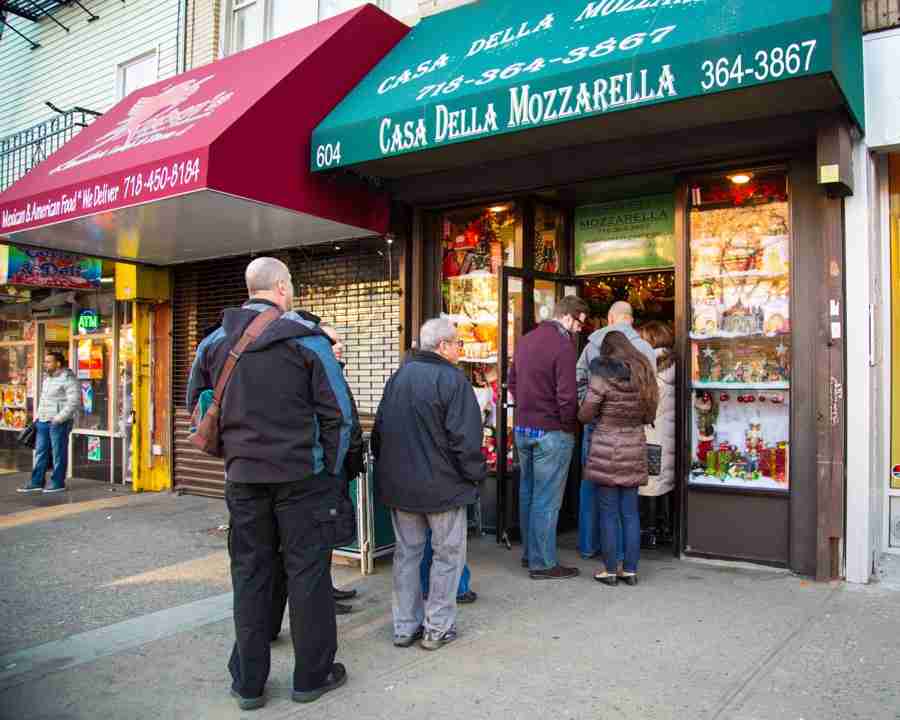 La casa della mozzarella in Arthur Avenue, Bronx