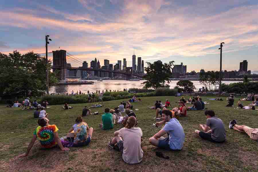 Il Brooklyn Bridge Park è perfetto per ammirare la vista e il tramonto su Manhattan