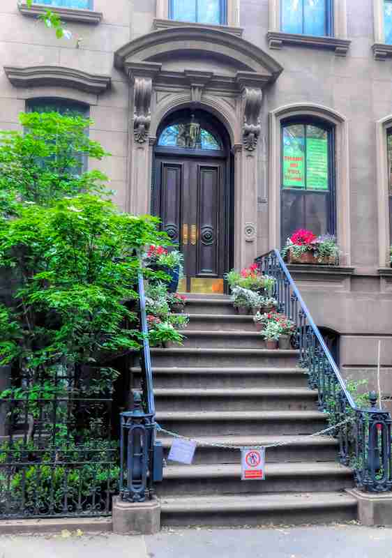 In Perry Street trovi la casa di Carrie Bradshaw di Sex and the City