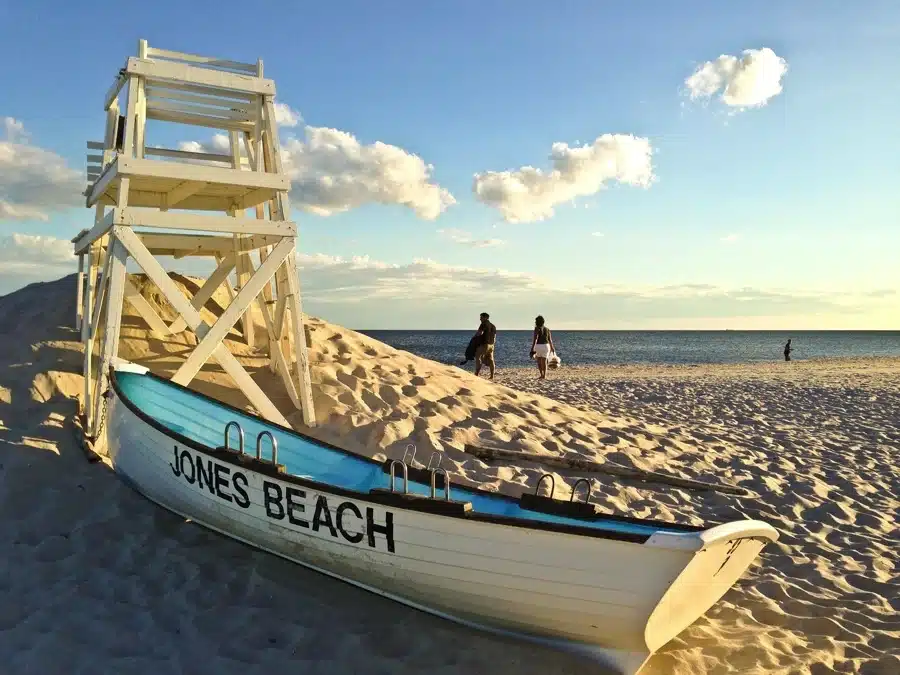 La spiaggia di Jones Beach a Long Island