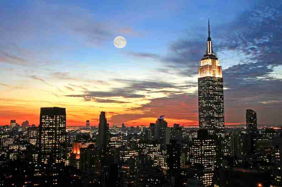 L'Empire State Building di notte è ancora più spettacolare