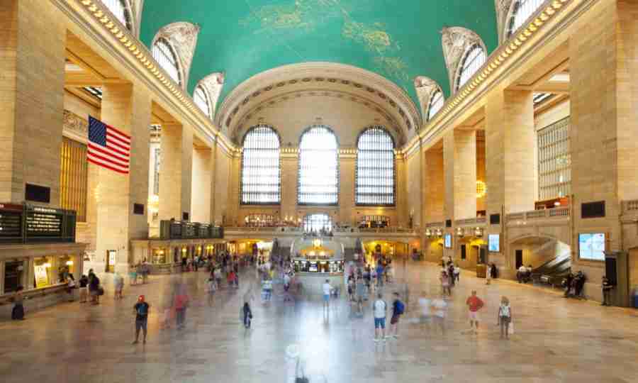 La Grand Central Terminal è una vera attrazione con cose de vedere, negozi e ristoranti