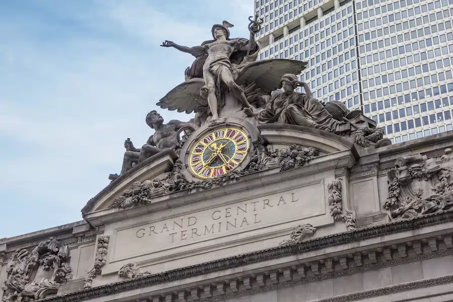 La bellissima facciata della Grand Central Terminal, New York