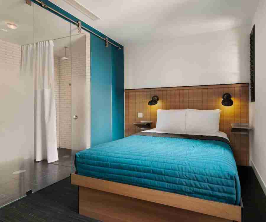 Un hotel boutique con camere compatte e moderne in Midtown