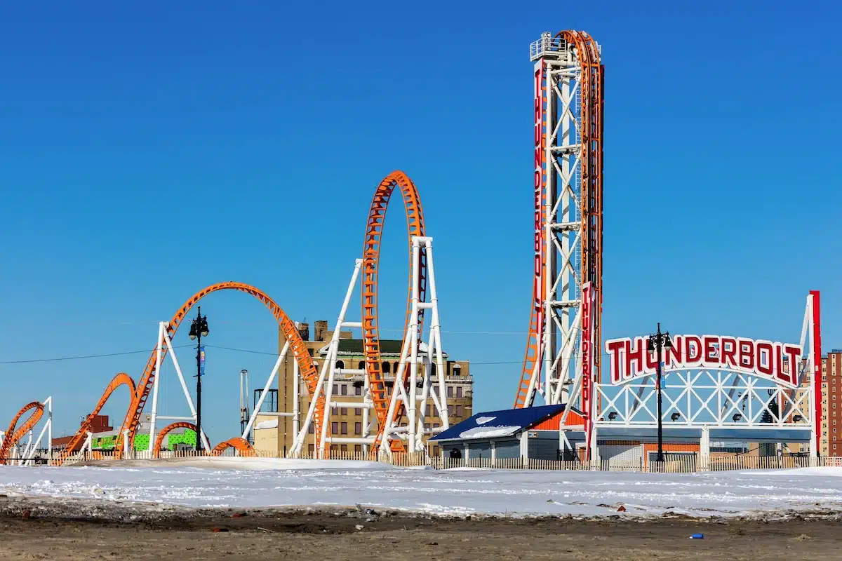 Coney Island in inverno ti regalerà foto uniche